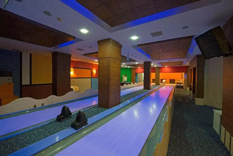 کلاب نکست این مارماریس